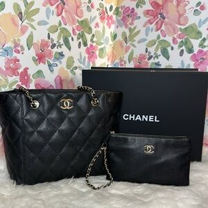 💯Authentic Chanel Quilted Shopping Bag PM Size- Good As New 🍀